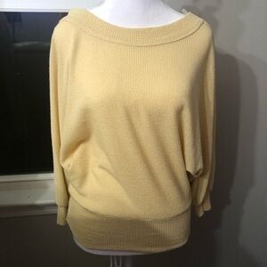 Indigo and Oak Light Yellow Sweater NWT Sz M